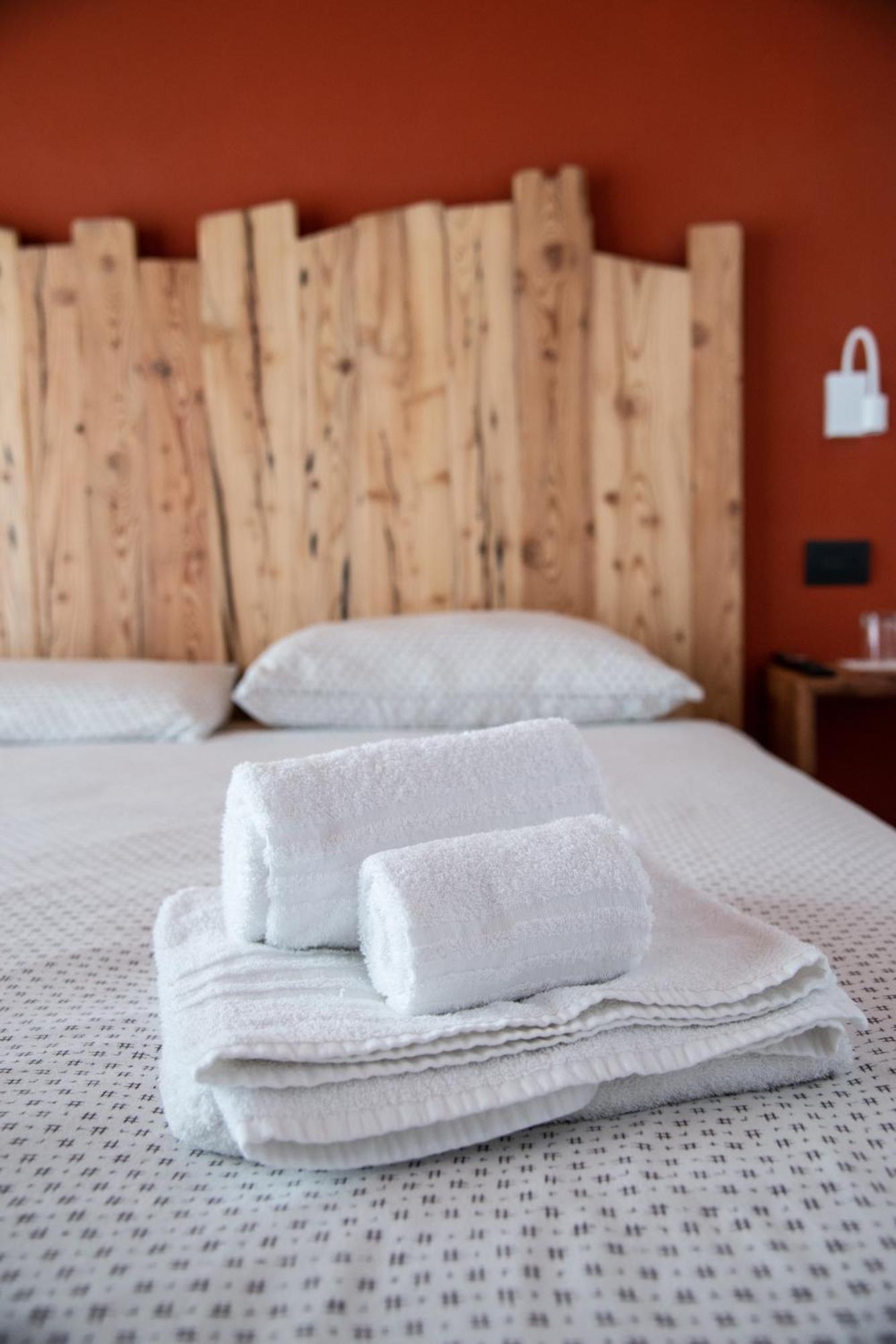 La Lesivera Bed And Breakfast Tione di Trento Exterior foto